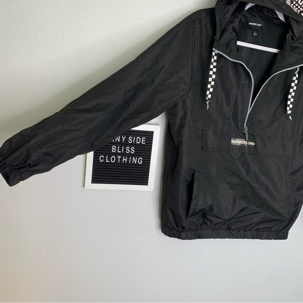 Members Only Black Lightweight Pullover Windbreak… - image 8
